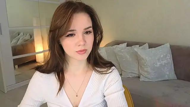 LindaRobertz from StripChat is Freechat