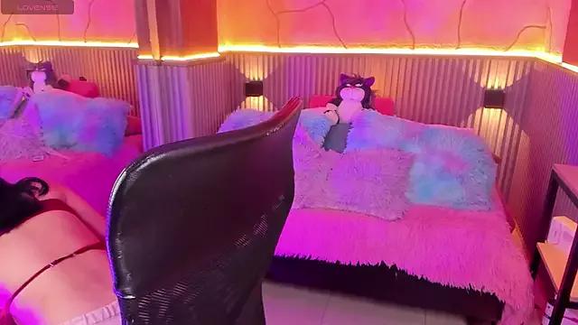 Check out our webcam shows gallery and message on a personal level with our sweet squirt cams hosts, showing off their natural physiques and sex toys.