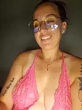 Photos of Lindsay_00off from StripChat is Freechat