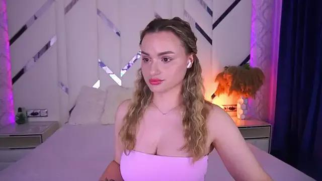 Check out our webcam shows gallery and message on a personal level with our sweet squirt cams hosts, showing off their natural physiques and sex toys.
