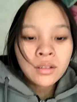 Lisa-sexyy from StripChat is Freechat