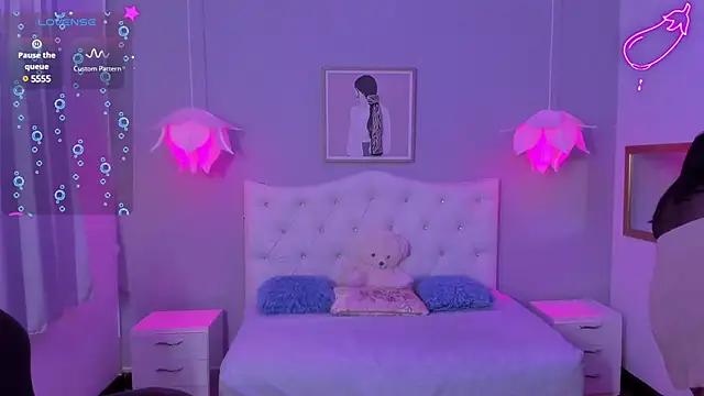 Check out our webcam shows gallery and message on a personal level with our sweet squirt cams hosts, showing off their natural physiques and sex toys.