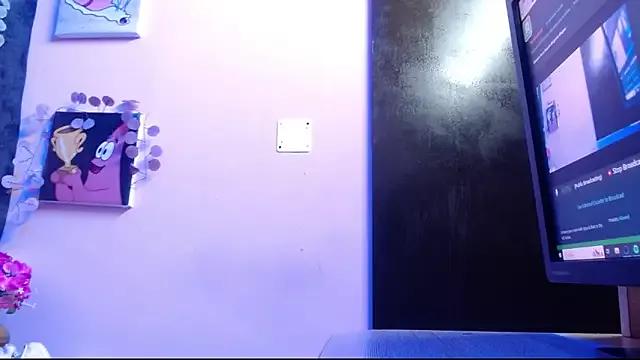 Check out our webcam shows gallery and message on a personal level with our sweet squirt cams hosts, showing off their natural physiques and sex toys.