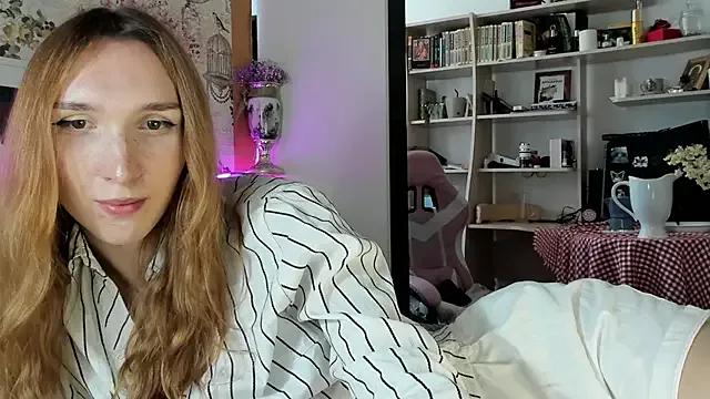 LisaIcon from StripChat is Freechat