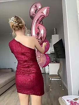 Check out our webcam shows gallery and message on a personal level with our sweet squirt cams hosts, showing off their natural physiques and sex toys.