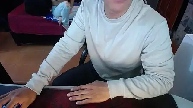 Little_Kmi from StripChat is Freechat