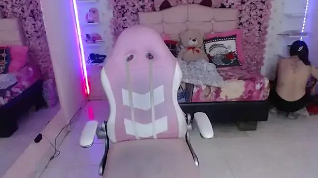 Check out our webcam shows gallery and message on a personal level with our sweet squirt cams hosts, showing off their natural physiques and sex toys.