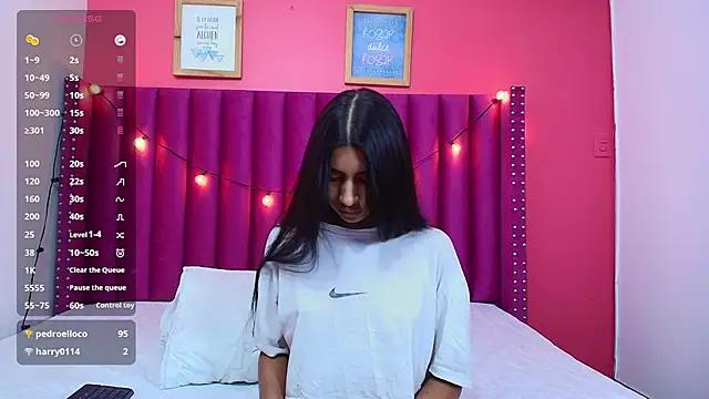 Check out our webcam shows gallery and message on a personal level with our sweet squirt cams hosts, showing off their natural physiques and sex toys.