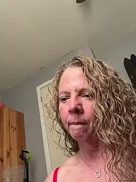 LittleRedRover from StripChat is Freechat