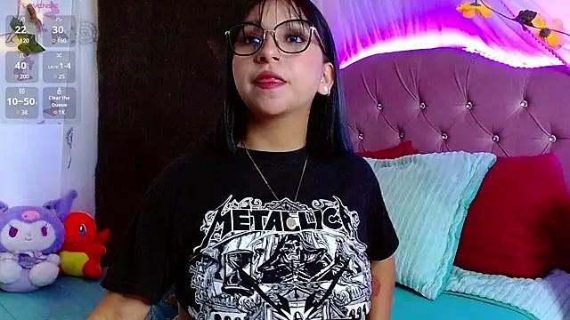 Check out our webcam shows gallery and message on a personal level with our sweet squirt cams hosts, showing off their natural physiques and sex toys.