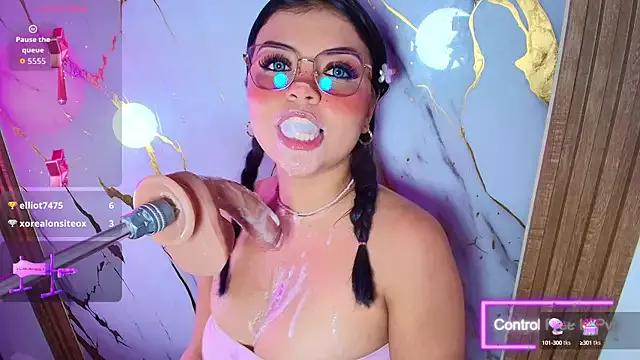 Lizz_Tender from StripChat