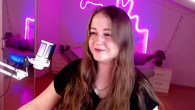 LizzyShine from StripChat is Freechat