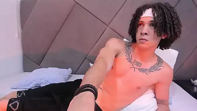 logan_rolling from StripChat is Freechat