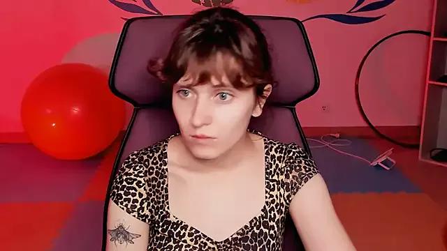 LolaAsmus from StripChat