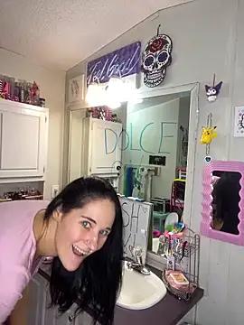Check out our webcam shows gallery and message on a personal level with our sweet squirt cams hosts, showing off their natural physiques and sex toys.