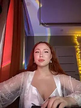 LolaMint_ from StripChat is Freechat