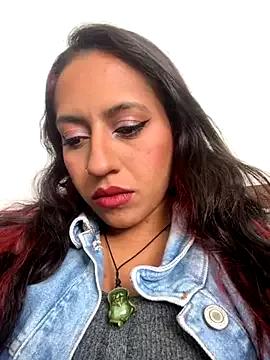 Lolarosesxs from StripChat is Freechat