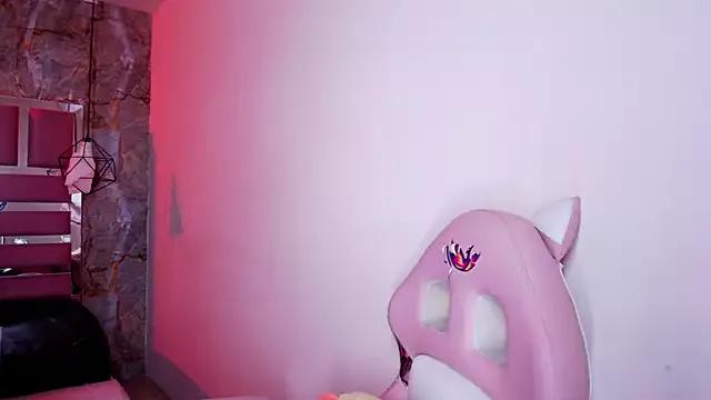 Check out our webcam shows gallery and message on a personal level with our sweet squirt cams hosts, showing off their natural physiques and sex toys.