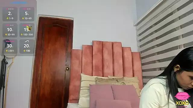 lou_rosse_ from StripChat is Freechat