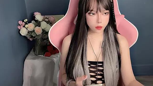 Love-LittleGirl from StripChat is Freechat
