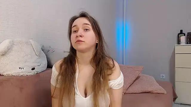 Check out our webcam shows gallery and message on a personal level with our sweet squirt cams hosts, showing off their natural physiques and sex toys.