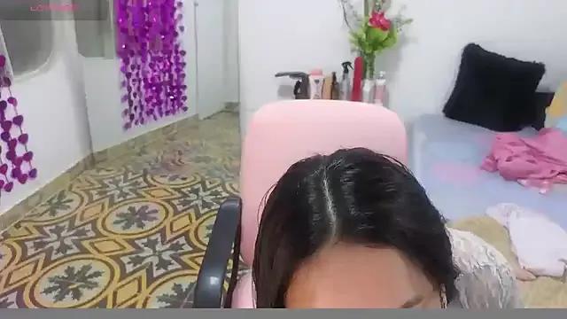 lovely_trix from StripChat is Freechat