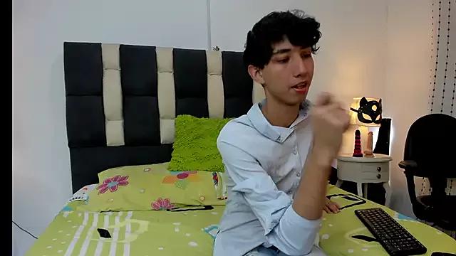 Check out our webcam shows gallery and message on a personal level with our sweet squirt cams hosts, showing off their natural physiques and sex toys.