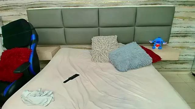 Check out our webcam shows gallery and message on a personal level with our sweet squirt cams hosts, showing off their natural physiques and sex toys.