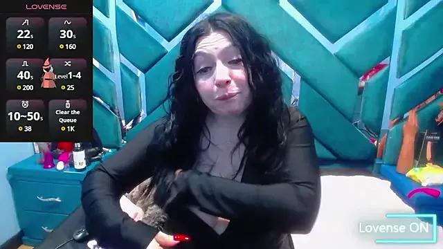 Luciana_Ass from StripChat is Freechat