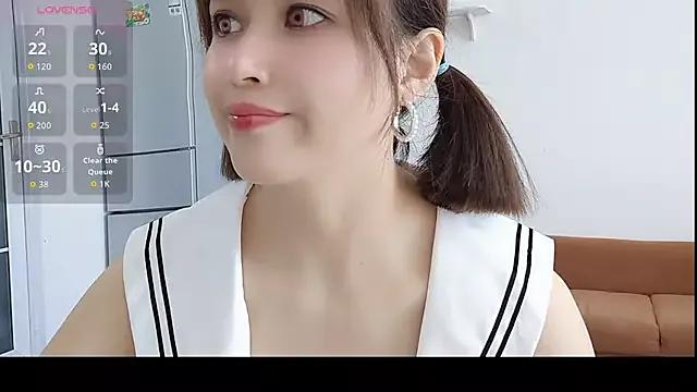 Lucky-xiuxiu from StripChat is Freechat