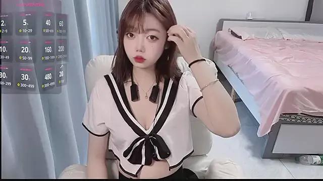 Lucky_Cici from StripChat is Freechat