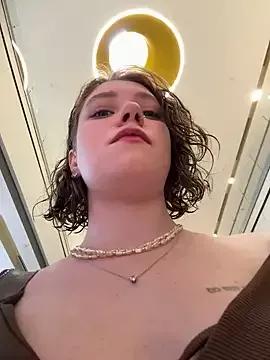 lucy-joy from StripChat is Freechat