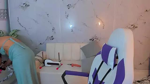 Check out our webcam shows gallery and message on a personal level with our sweet squirt cams hosts, showing off their natural physiques and sex toys.