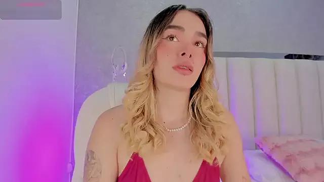 Check out our webcam shows gallery and message on a personal level with our sweet squirt cams hosts, showing off their natural physiques and sex toys.