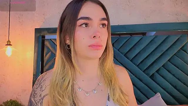 Check out our webcam shows gallery and message on a personal level with our sweet squirt cams hosts, showing off their natural physiques and sex toys.