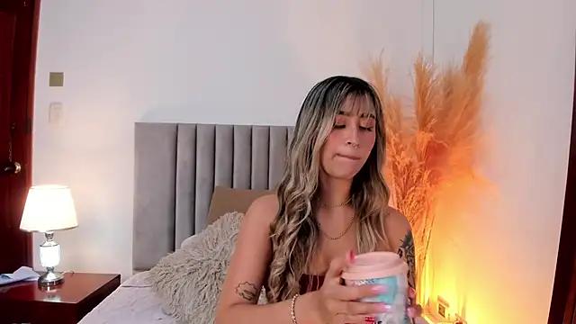 Check out our webcam shows gallery and message on a personal level with our sweet squirt cams hosts, showing off their natural physiques and sex toys.