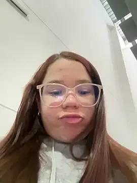Lucyklein2022 from StripChat is Freechat