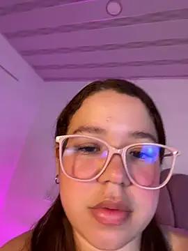 Lucyklein2022 from StripChat is Freechat