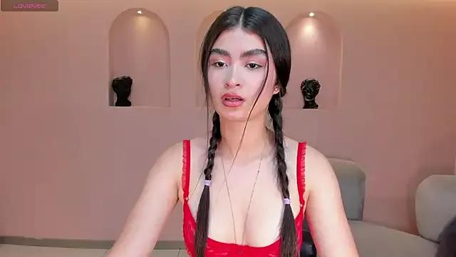 LucyWeiss_ from StripChat is Freechat