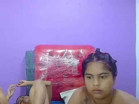 Lulu_James from StripChat is Freechat