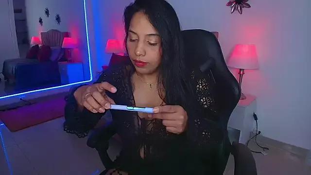 lulu_vision from StripChat is Freechat