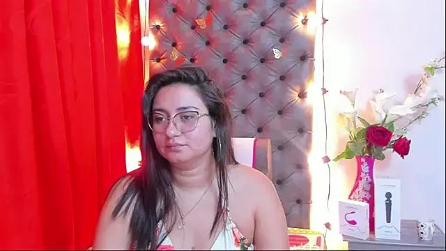luna-0211 from StripChat is Freechat