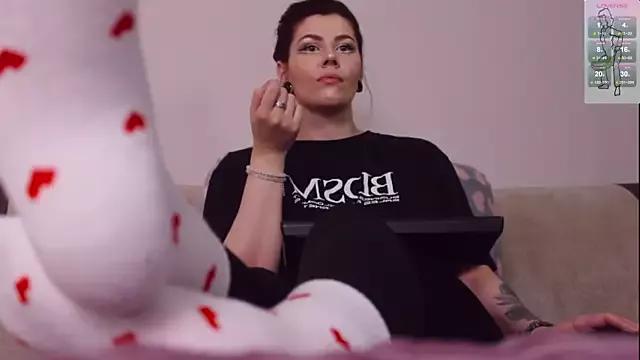 Check out our webcam shows gallery and message on a personal level with our sweet squirt cams hosts, showing off their natural physiques and sex toys.