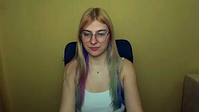 Check out our webcam shows gallery and message on a personal level with our sweet squirt cams hosts, showing off their natural physiques and sex toys.