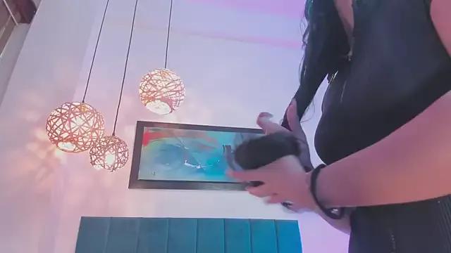 LunaAspen_ from StripChat is Freechat