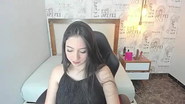 LUNACLARK2 from StripChat is Freechat