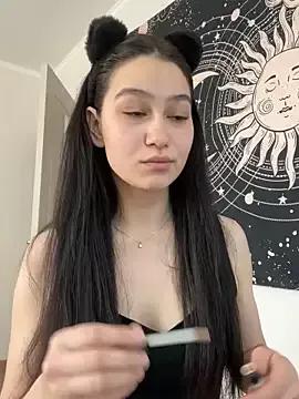 Lunacomqx from StripChat is Freechat