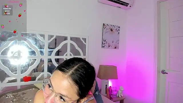Check out our webcam shows gallery and message on a personal level with our sweet squirt cams hosts, showing off their natural physiques and sex toys.