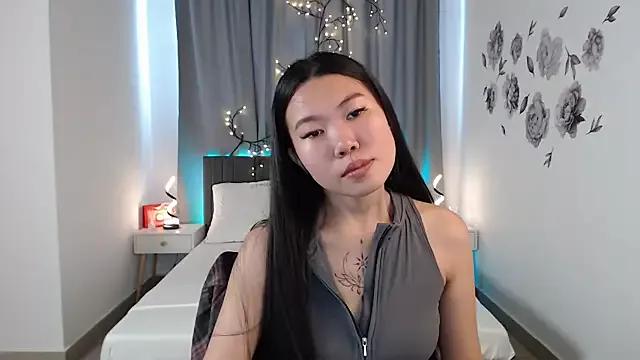 LunaPurrr from StripChat is Freechat