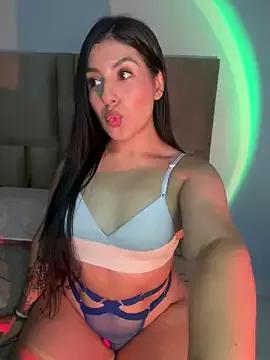 LunaSans from StripChat is Freechat
